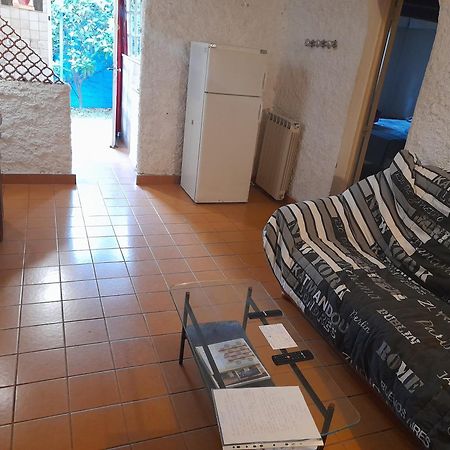 Style Grotte Istres Exterior foto